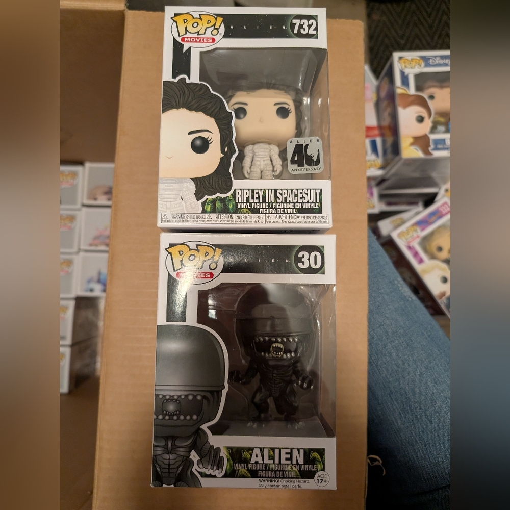 Funko Pop! Ripley in White Spacesuit and Black Alien Figures
